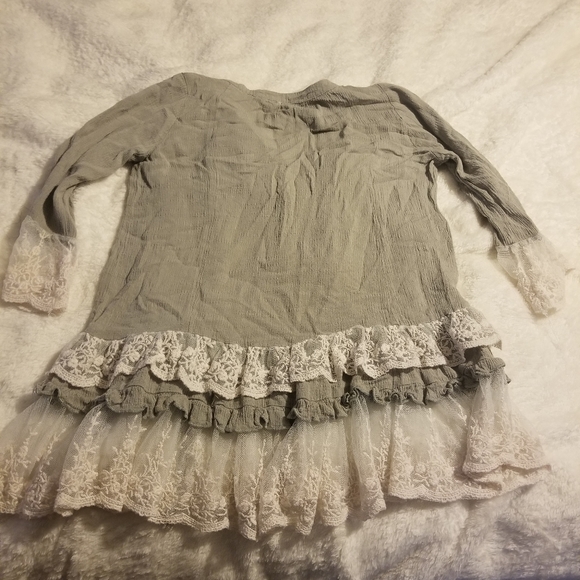 Adorable girls dress shirt - Picture 4 of 4